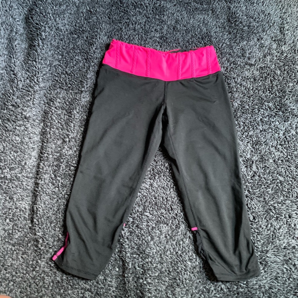 MTA Sport Capri Leggings - Mesh Calf